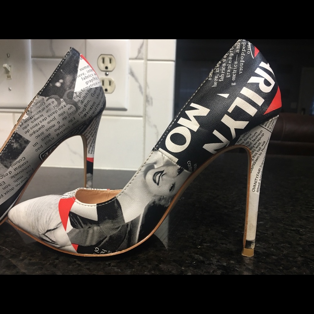 Gorgeous and Unique Pair Marilyn Monroe Heels 7 - Picture 7 of 12
